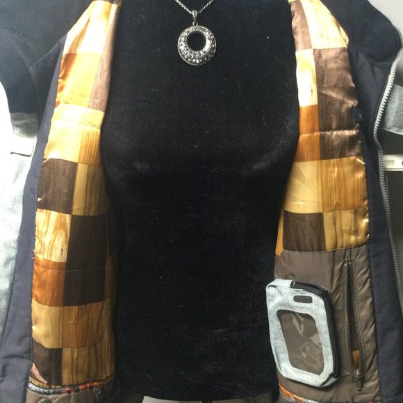 Ripzone Winter Coat With real fur trim - Picture 2 of 2